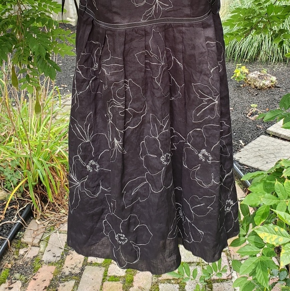 Gorgeous!! ❤️ Ann Taylor Dress - Petites - 8P - Picture 4 of 6